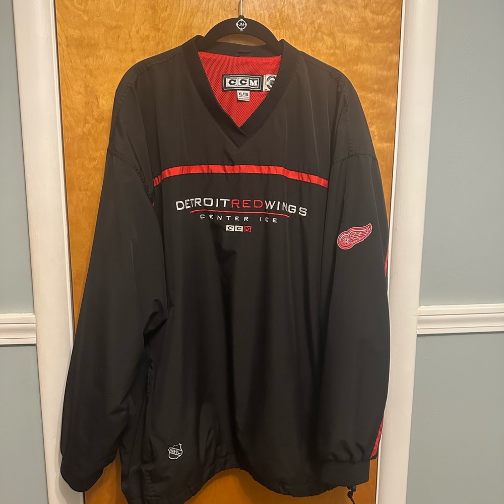 CCM Black and Red Detroit Red Wings Pullover